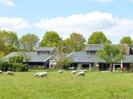 Appartement Hoeve aan de Zuurlanderes Stal-2, hotel em Diever