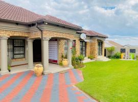 Mrhali Boutique Guest House, bed & breakfast σε Kwamhlanga