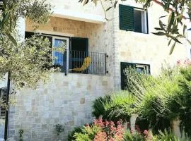 SEA VIEW-STONE HOUSE APARTMENT