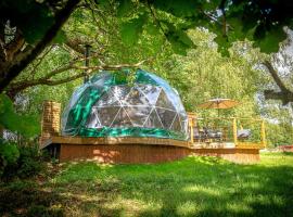 Finest Retreats - Chartwell Luxury Dome, koča 