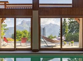 Ferme de Faustine 1 - piscine, hotel con pileta en Saint-Gervais-les-Bains