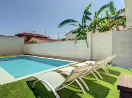 Villa with Private Pool - 6409, hotel with parking in El Carmolí