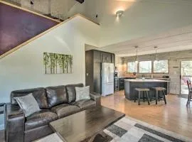 Cozy Red Feather Lakes Retreat w/ Deck & Yard
