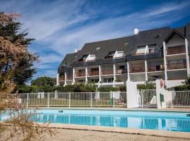 Appart Port Haliguen Residenz mit Pool und Strand Nr 19, Hotel in Quiberon