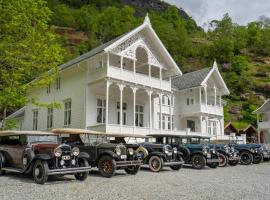 Husum Hotel, hotel em Borgund