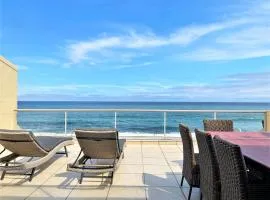 Beachfront @ Driftwood 6 Luxury Family Apartment