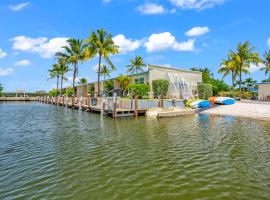 Coconut Cay Resort, hotel cerca de Conch-Air Florida Keys Scenic Flights, Marathon