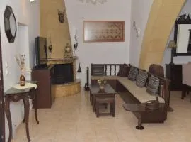 KAMARA traditional house
