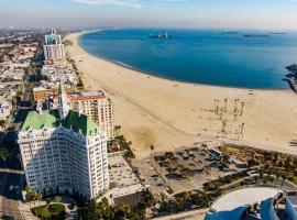 OCEAN VIEWS 2b 2b CORNER UNIT WRAP AROUND BALCONY'S LB CONVENTION CENTER – hotel w mieście Long Beach