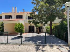 Casa dos Lírios