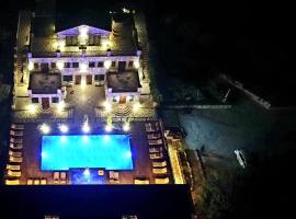 Limni Resort, hotel in Ksamil