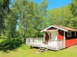 Brīvdienu māja 4 person holiday home in AXVALL pilsētā Axvall