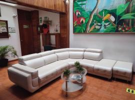 HOTEL SAN ADOLFO, hotell sihtkohas Apartadó