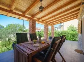 Country House Frane near Krka Waterfalls & Šibenik