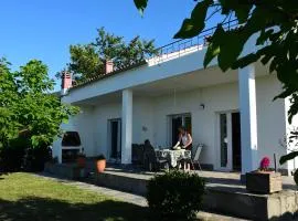 Villa Monte Kariotes