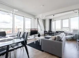 Stunning Views 11th Floor 2BR Home with Sauna