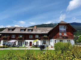 Haus Kampl - Appartement Grundlsee, holiday rental in Bad Mitterndorf