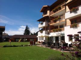 Residence Nele, hotel with pools in Ziano di Fiemme