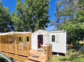 Bungalow de 3 chambres avec piscine partagee et jardin amenage a Angles a 4 km de la plage, παραθεριστική κατοικία σε Angles