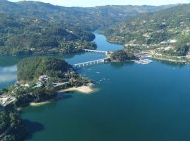 Cantinho das Oliveiras, hotel u gradu 'Geres'