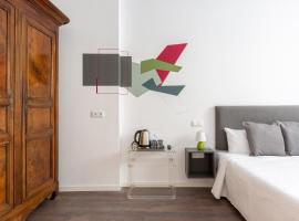 Ronda9 central suites, hostel in Madrid