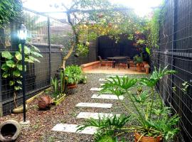 Quimbaya, garden house: Quimbaya'da bir tatil evi