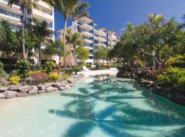 Oaks Sunshine Coast Seaforth Resort, hotel with jacuzzis in Alexandra Headland