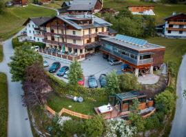 Hotel Dunza, hotel em Bürserberg