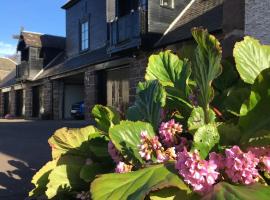 The Art Loft, Crieff: Town Centre Apartment, hotel a Crieff