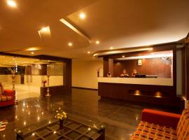 Temple Stays - Friendliness & Cleanliness Room, hotel sa parkingom u gradu Kumbakonam