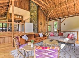 Charming Waitsfield Escape: 10 Mi to Sugarbush!، فندق في Waitsfield