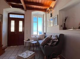 Elia Concept Apartments, vila v destinaci Ano Syros