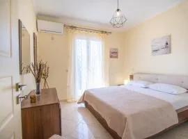 Dimitrios House - 2 Bedrooms & Cozy Atmosphere, by ZanteWize