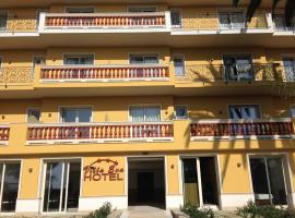 Villa Eva Hotel, hotell i Ventimiglia