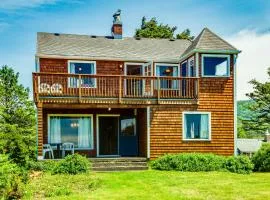 McKinnon's Beach House