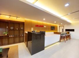 부투안에 위치한 호텔 Ariano's Inn