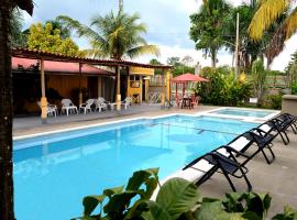 Cabañas Yakuruna, hotel em Leticia