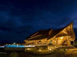 Tanoma Sumba, three-star hotel in Maujawa