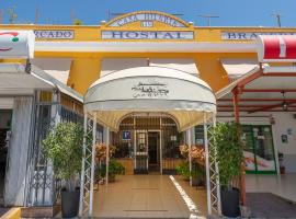 Hostal Hilaria – hotel w mieście Mazagón