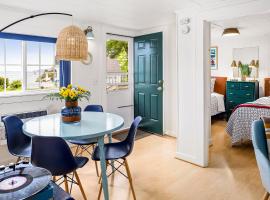 Seascape Motel & Cottages