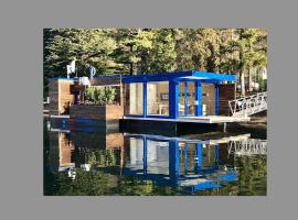 Botel Diffuso dei Laghi, hotel in Porto Ceresio