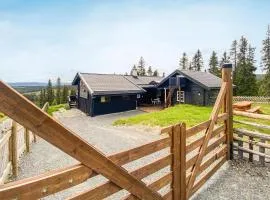5 Bedroom Awesome Home In Lillehammer