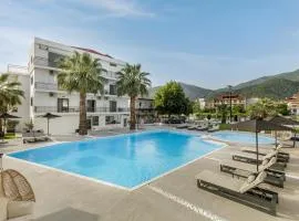 Stavros Beach Hotel