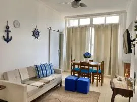 Apê 50m da Praia c/ 2 Quartos com WI-FI 250Mps