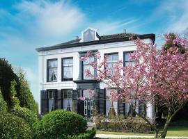 Hotel Pension 't Huys Grol, hotel din Renesse