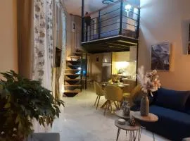 Lefis House