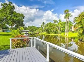 Waterfront N Fort Myers Boat Dock, Fire Pit!
