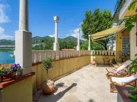 Apartment Jadranka with Sea View in Rogotin