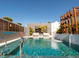 Silvi Villas by TAM Resorts: Playa del Ingles'te bir otel