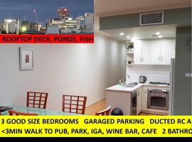 The Artisan - 3BR House In The City, holiday home in Adelaide